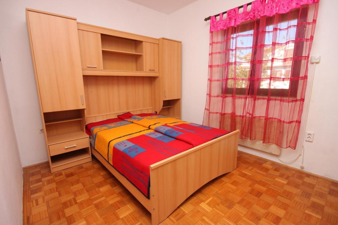 Apartments With A Parking Space Medulin - 7208 ภายนอก รูปภาพ