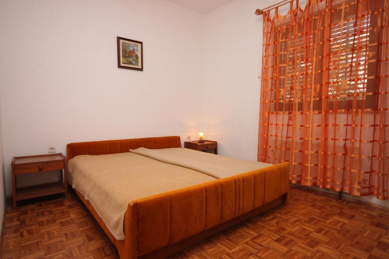 Apartments With A Parking Space Medulin - 7208 ภายนอก รูปภาพ