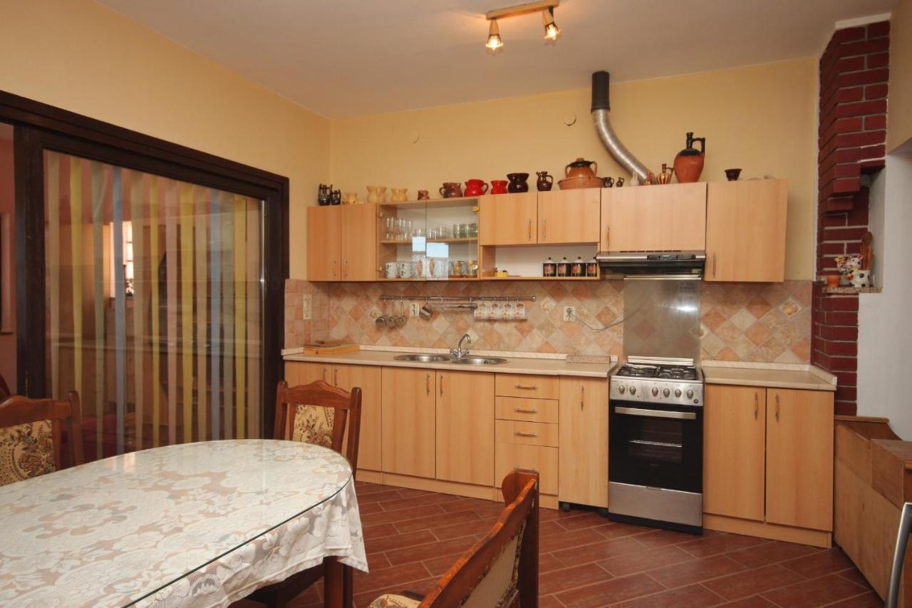 Apartments With A Parking Space Medulin - 7208 ภายนอก รูปภาพ