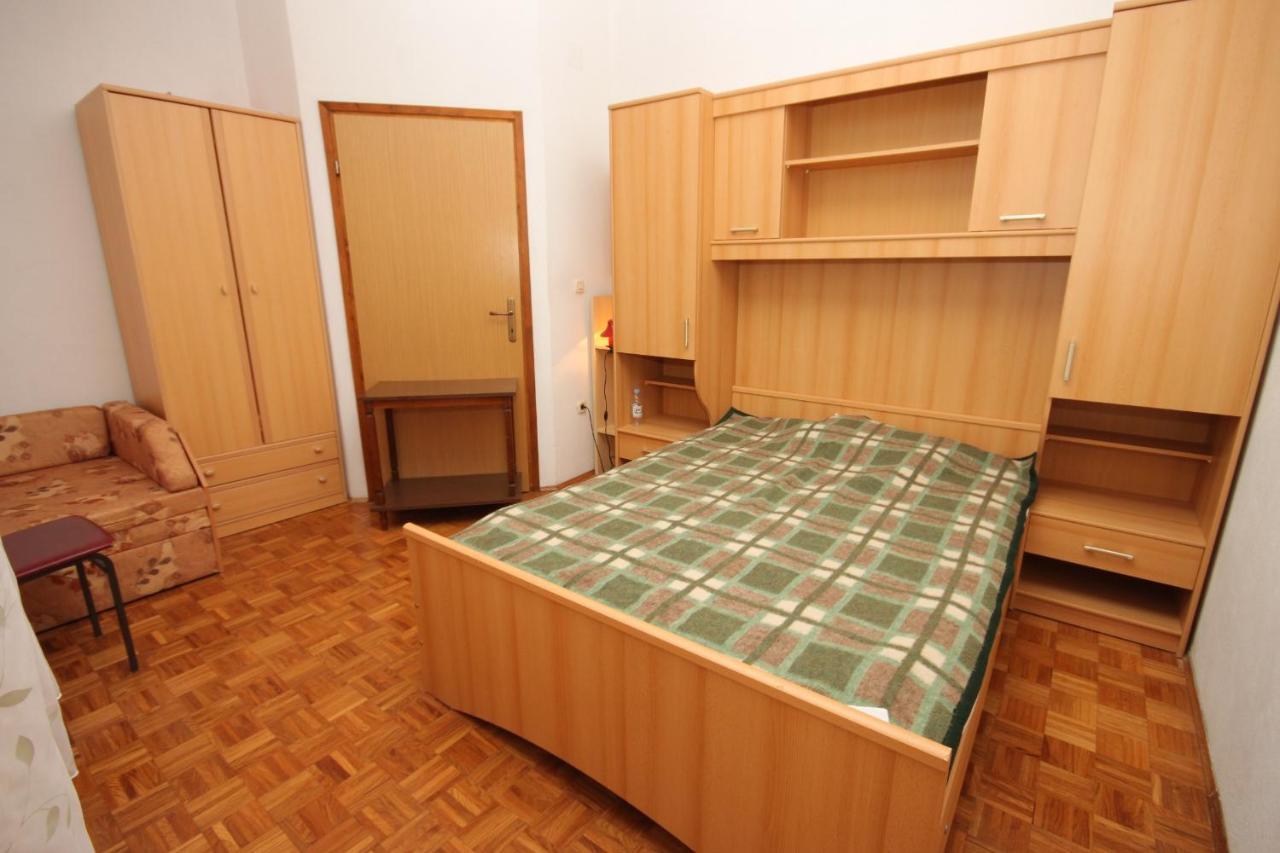 Apartments With A Parking Space Medulin - 7208 ภายนอก รูปภาพ