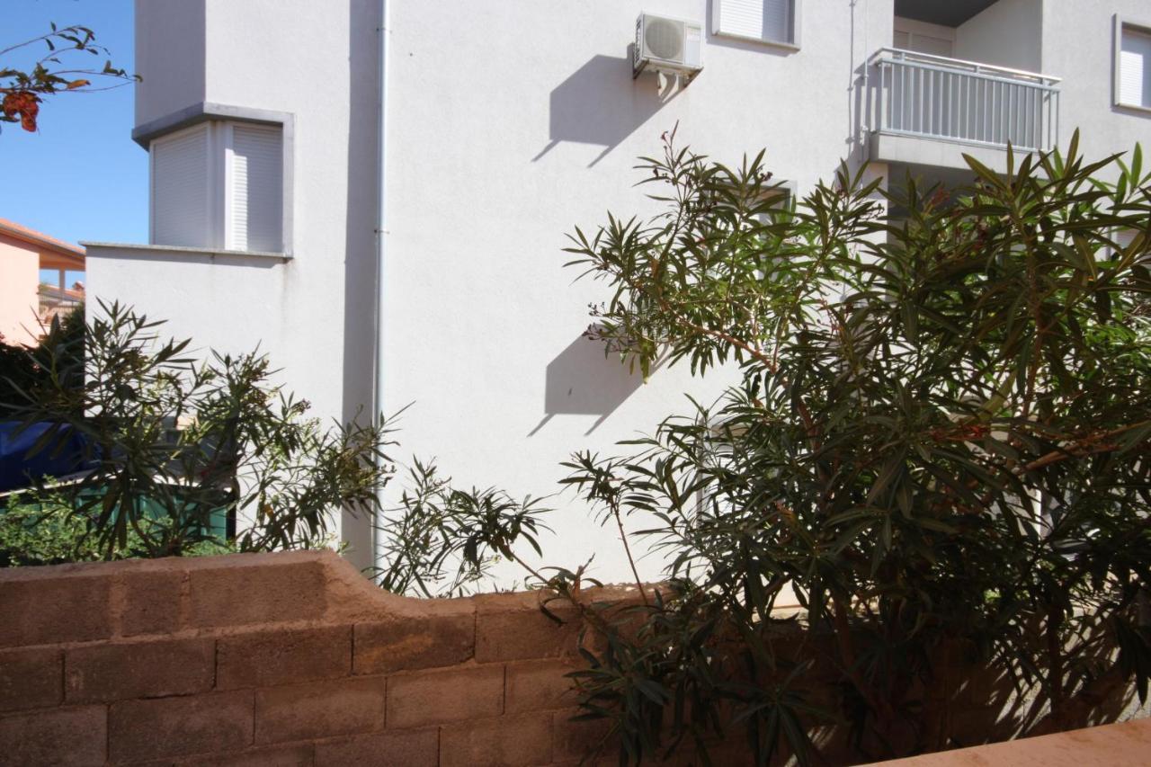 Apartments With A Parking Space Medulin - 7208 ภายนอก รูปภาพ