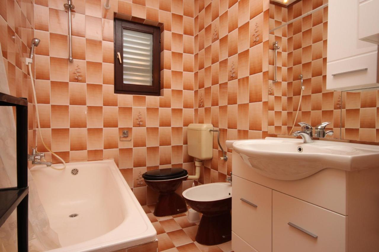 Apartments With A Parking Space Medulin - 7208 ภายนอก รูปภาพ