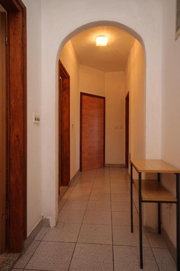 Apartments With A Parking Space Medulin - 7208 ภายนอก รูปภาพ